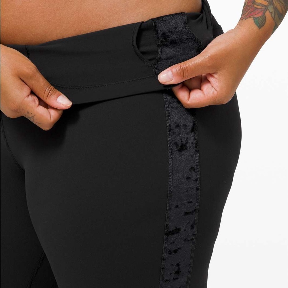 Lululemon Align Super High-Rise Pant 28" *Crushed Velvet
**Special Edition** - Picture 4 of 13